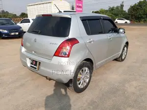 Suzuki Swift 2010 Silver