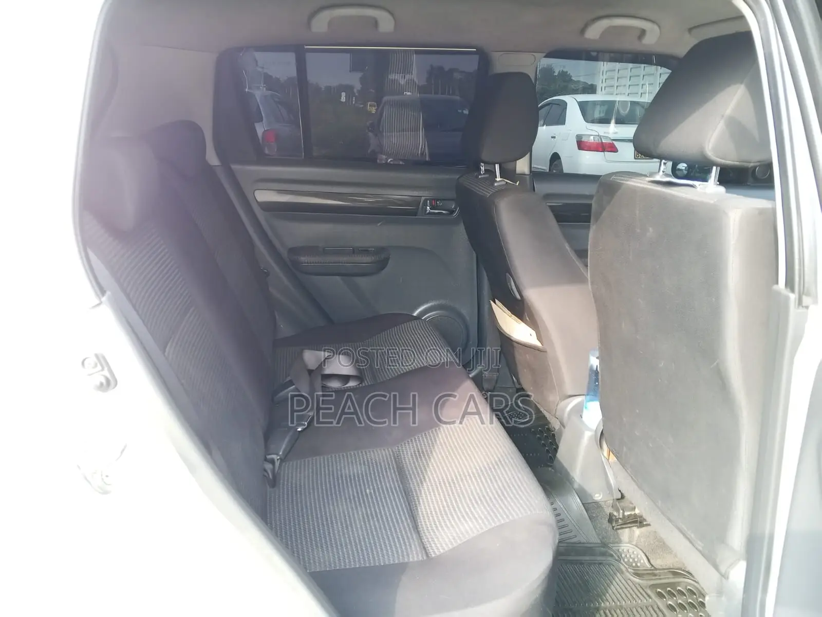Suzuki Swift 2010 Silver