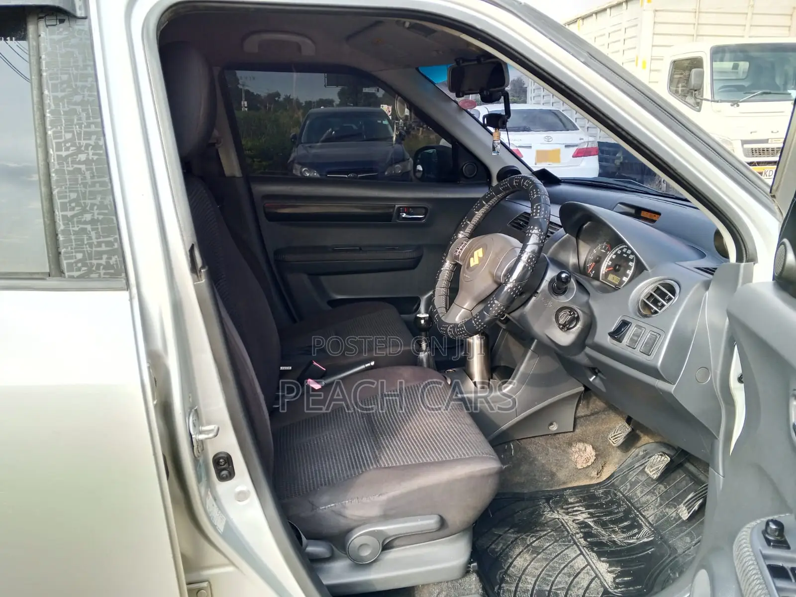 Suzuki Swift 2010 Silver