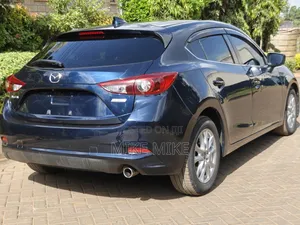 Mazda Axela 2017 Blue