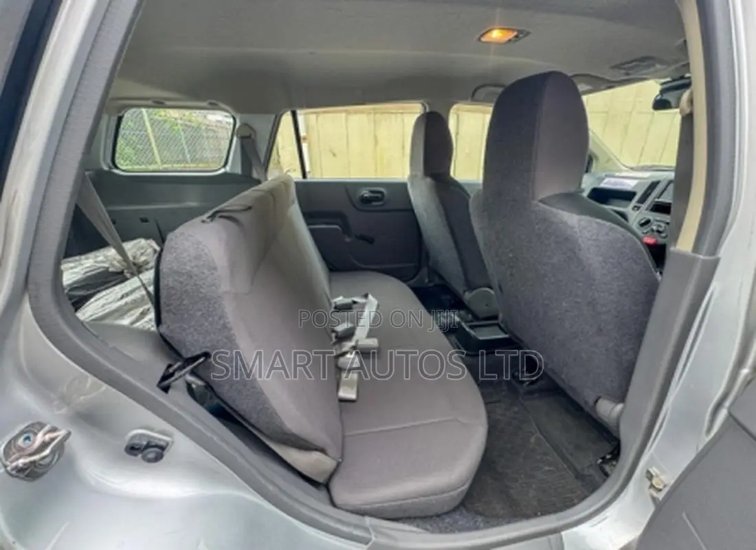 Nissan Advan 2019 Silver