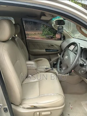 Toyota Hilux 2009 Silver