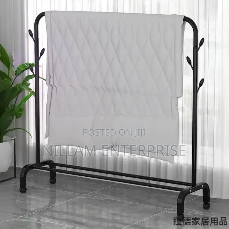 Single Pole Standing Iron Cloth Drying