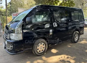 Toyota HiAce 2010 Black