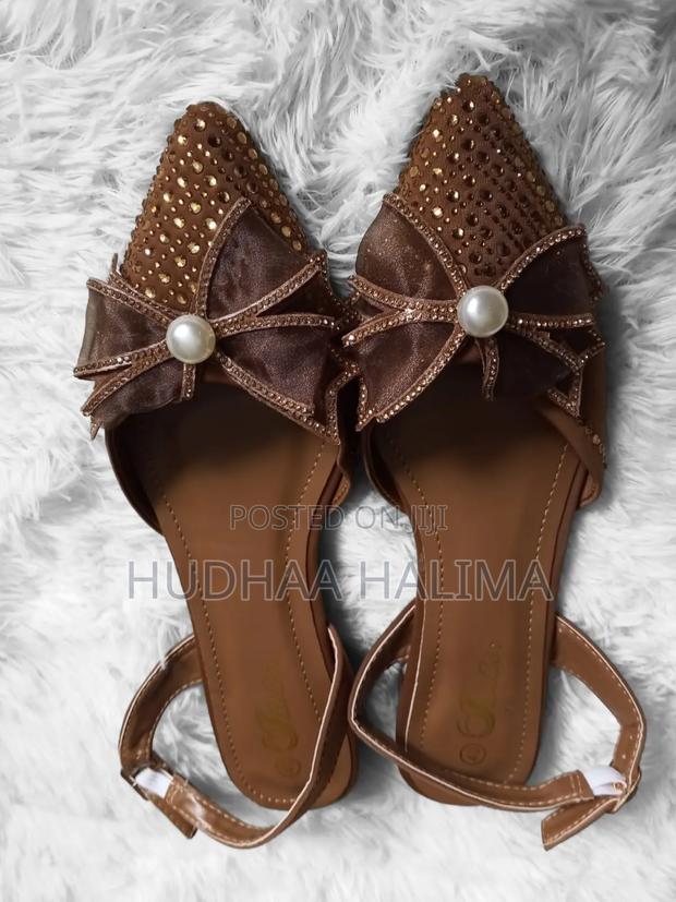Sandals, Ladies Shoes for Sale. Wholesale and Retail