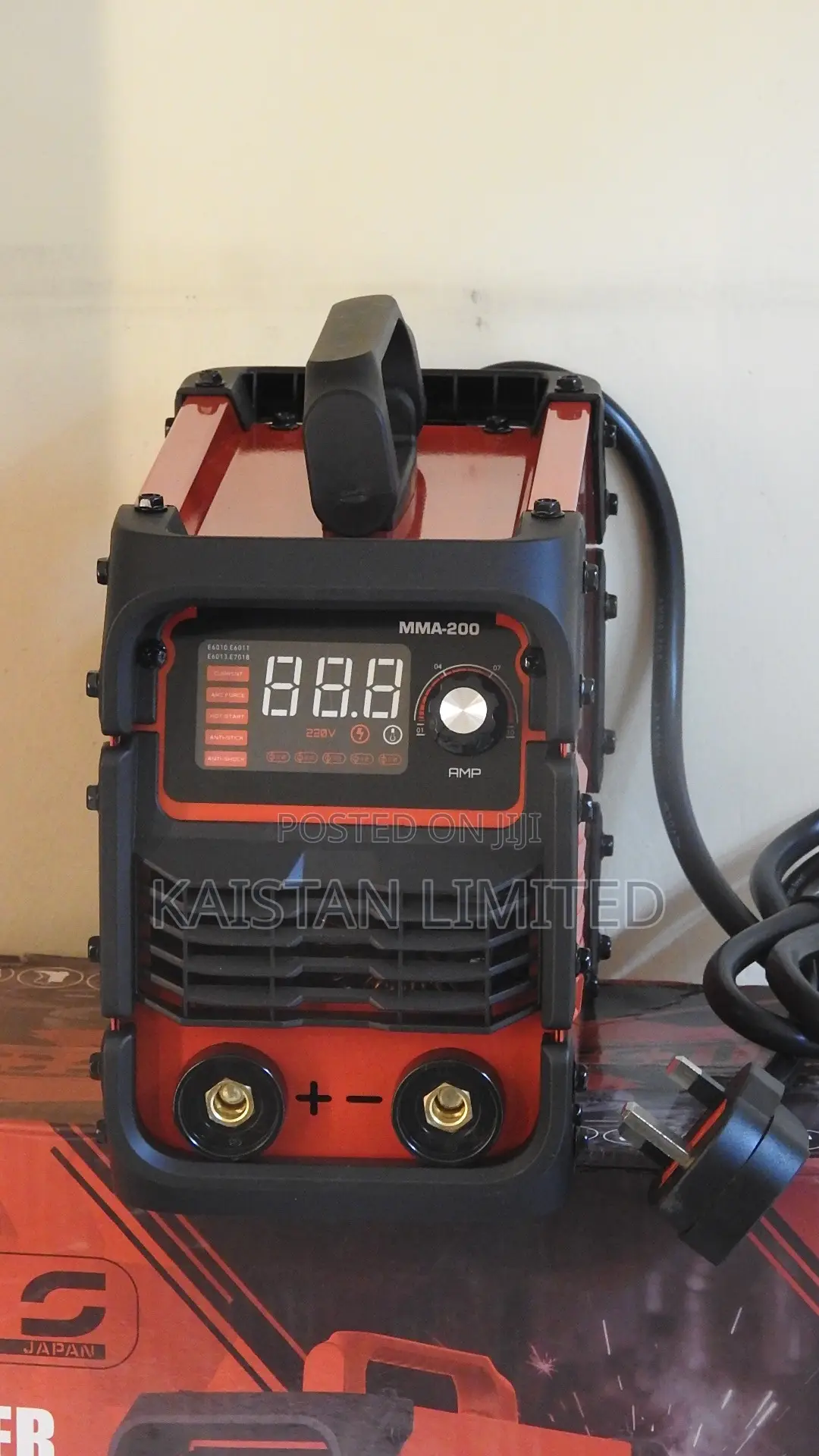 Aico Japan Portable Welding Machine 200a – Ideal for Home Workshop