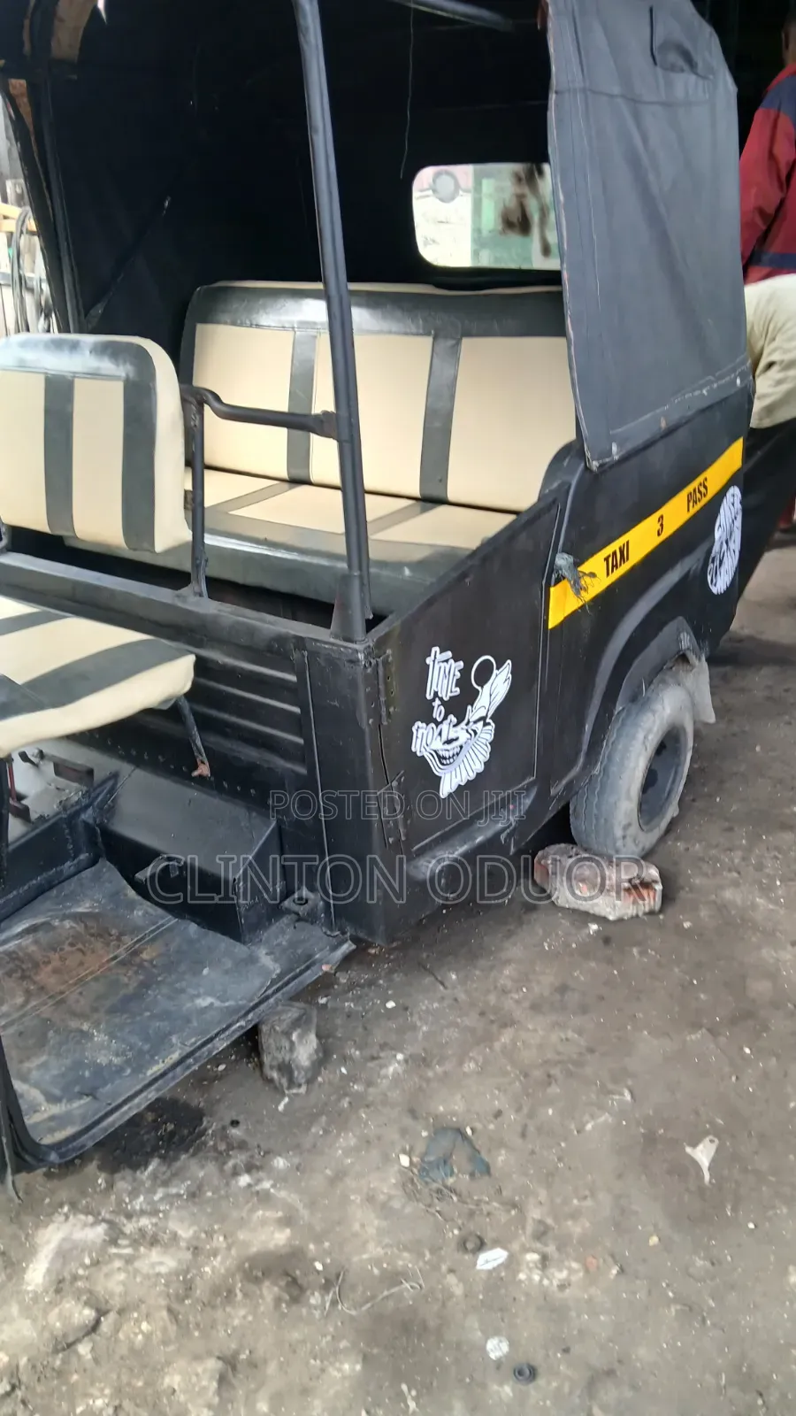 Piaggio 2021 Black