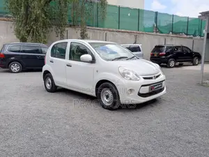 Toyota Passo 2014 White