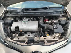 Toyota Vitz 2015 Gray