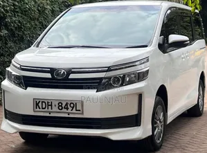Toyota Voxy 2016 White