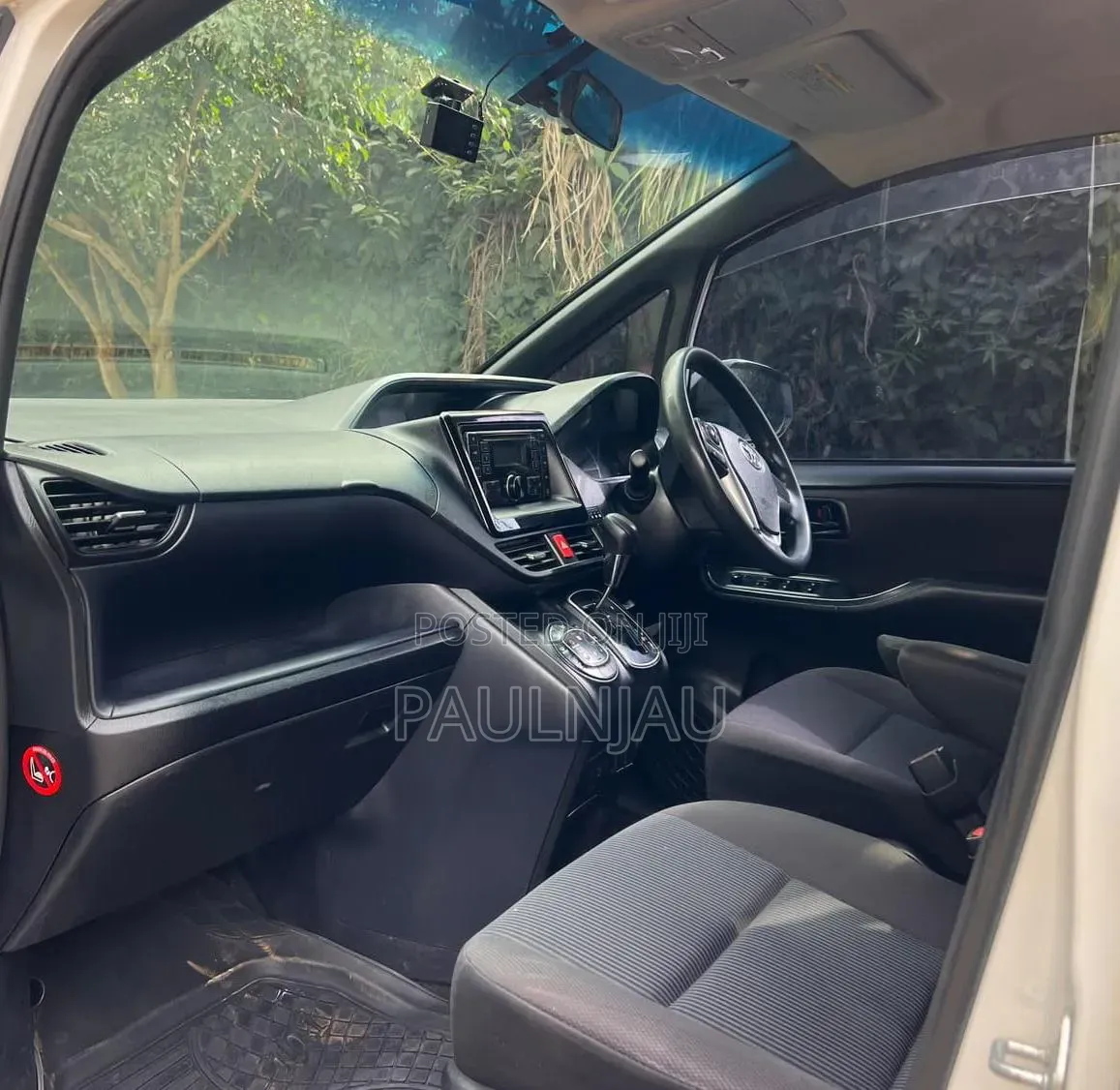 Toyota Voxy 2016 White