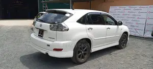 Toyota Harrier 2009 White