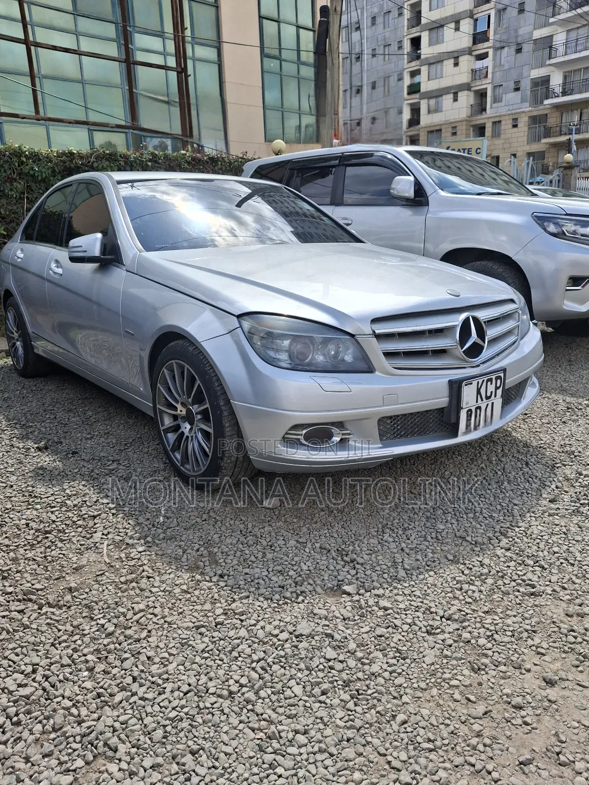 Mercedes-Benz C200 2010 Silver