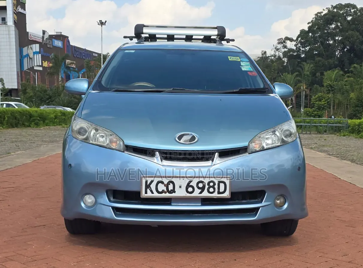 Toyota Wish 2011 Blue