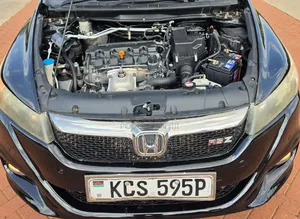 Honda Stream 2011