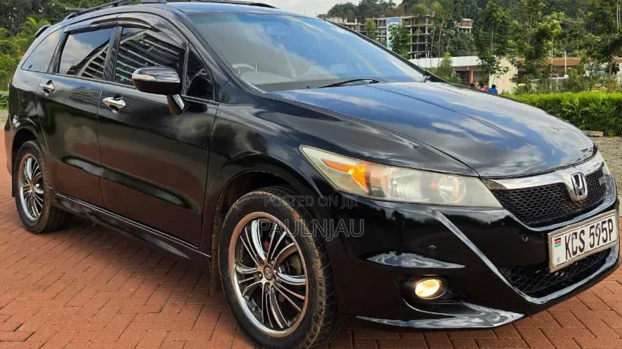 Honda Stream 2011