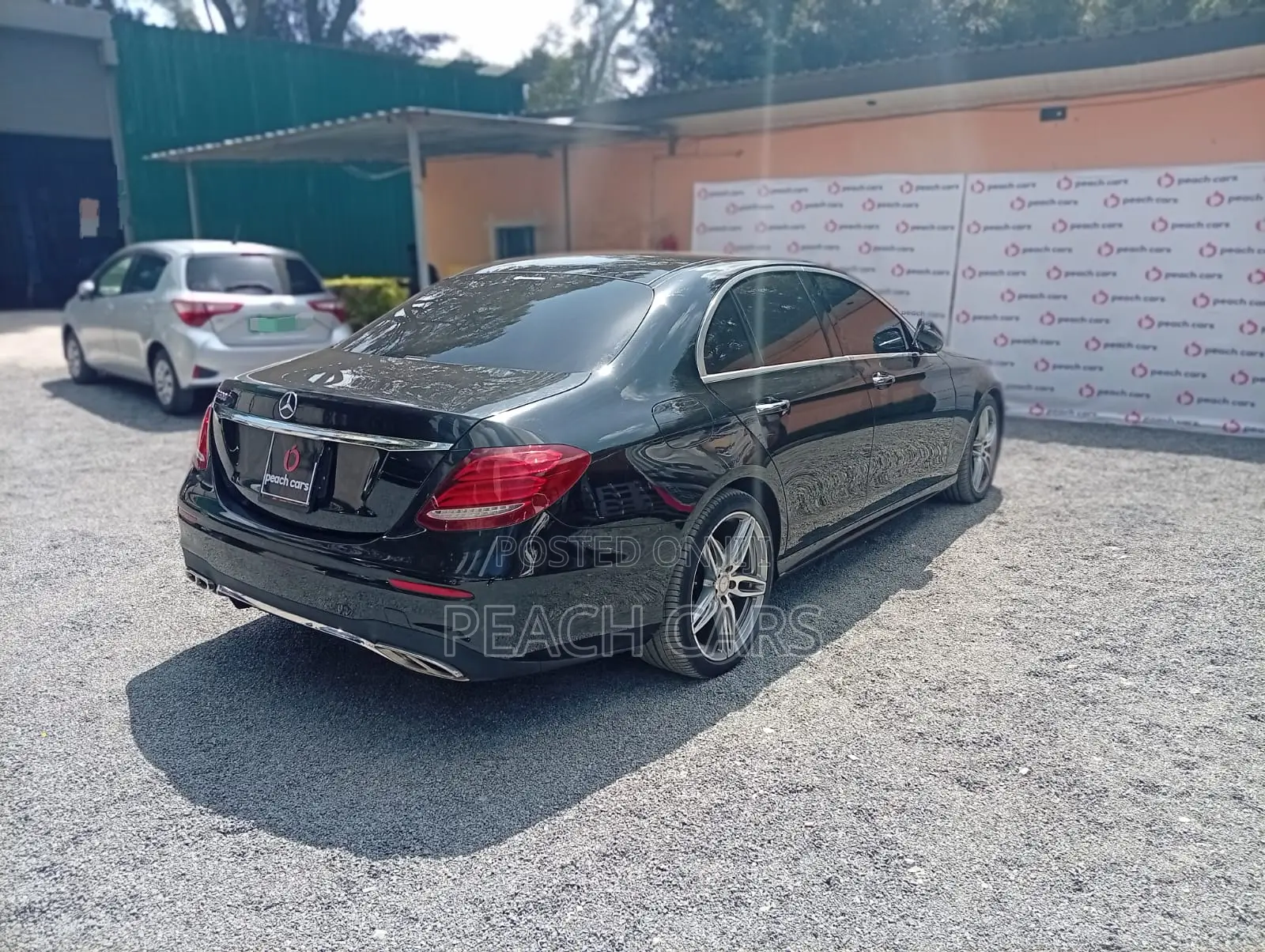 Mercedes-Benz E200 2017 Black