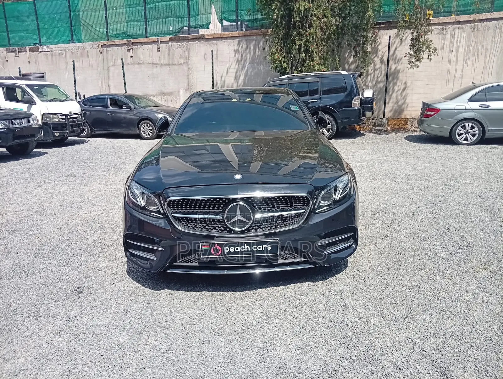 Mercedes-Benz E200 2017 Black