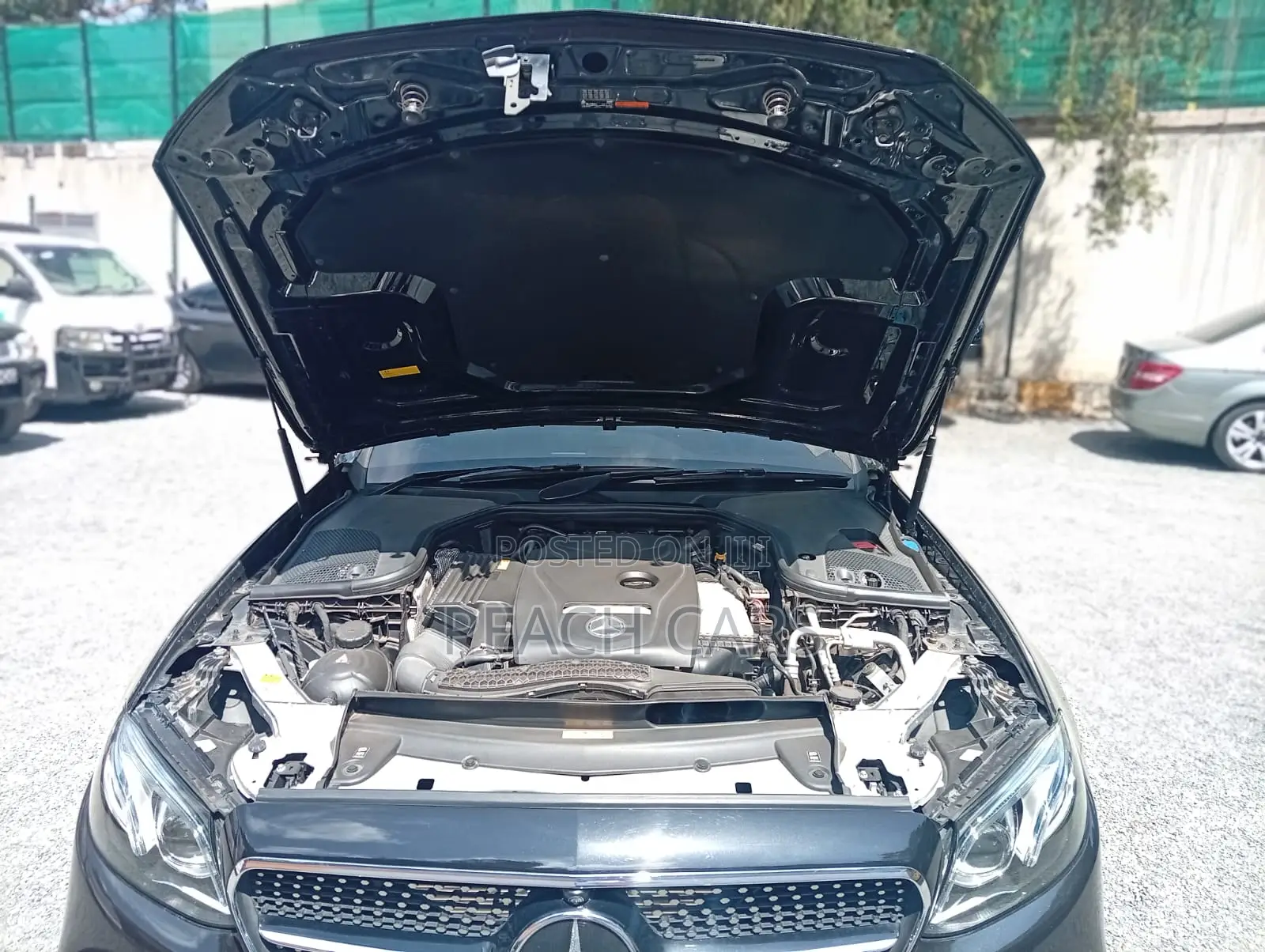 Mercedes-Benz E200 2017 Black