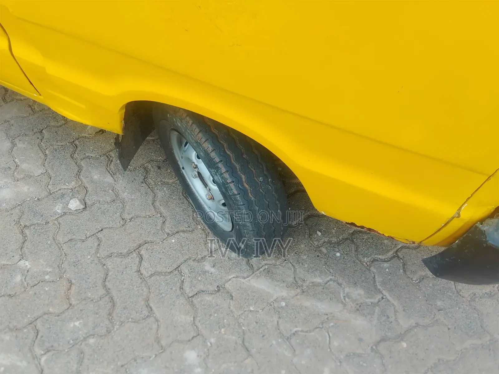 Suzuki Maruti 2007 Yellow