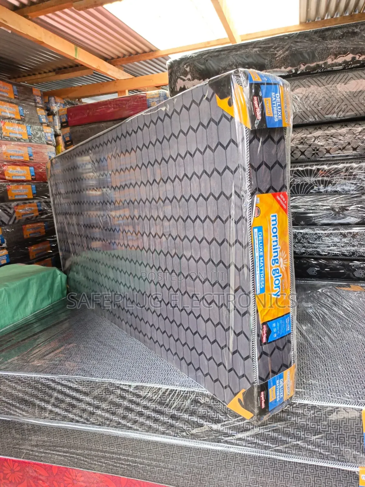 Morning Glory 3.5x6x6 Medium Density Plain Mattress