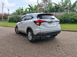 Honda Vezel 2019 White