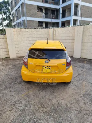 Toyota Aqua 2012 Yellow