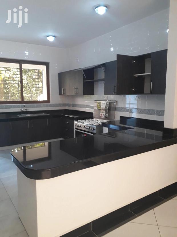 For Sale 3 Bedrooms Apartments