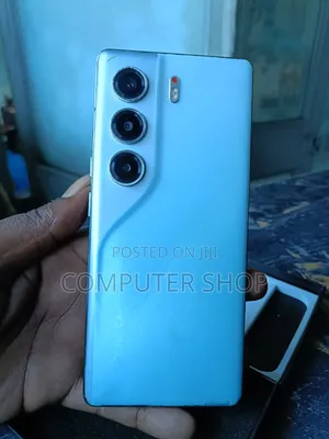 Tecno Camon 40 Pro 4G 256 GB White