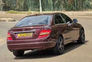 Mercedes-Benz C200 2010 Burgundy