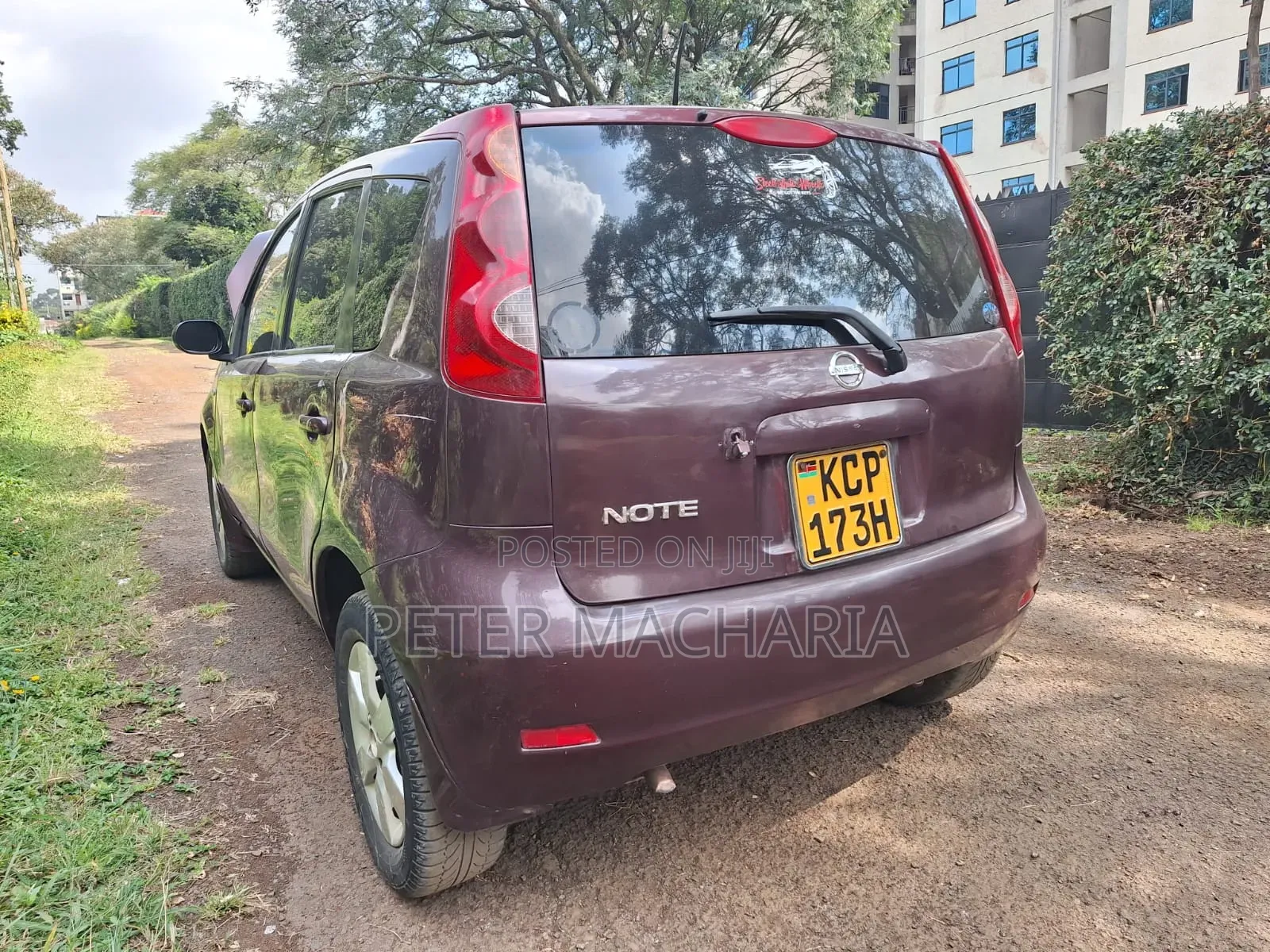 Nissan Note 2012 Brown