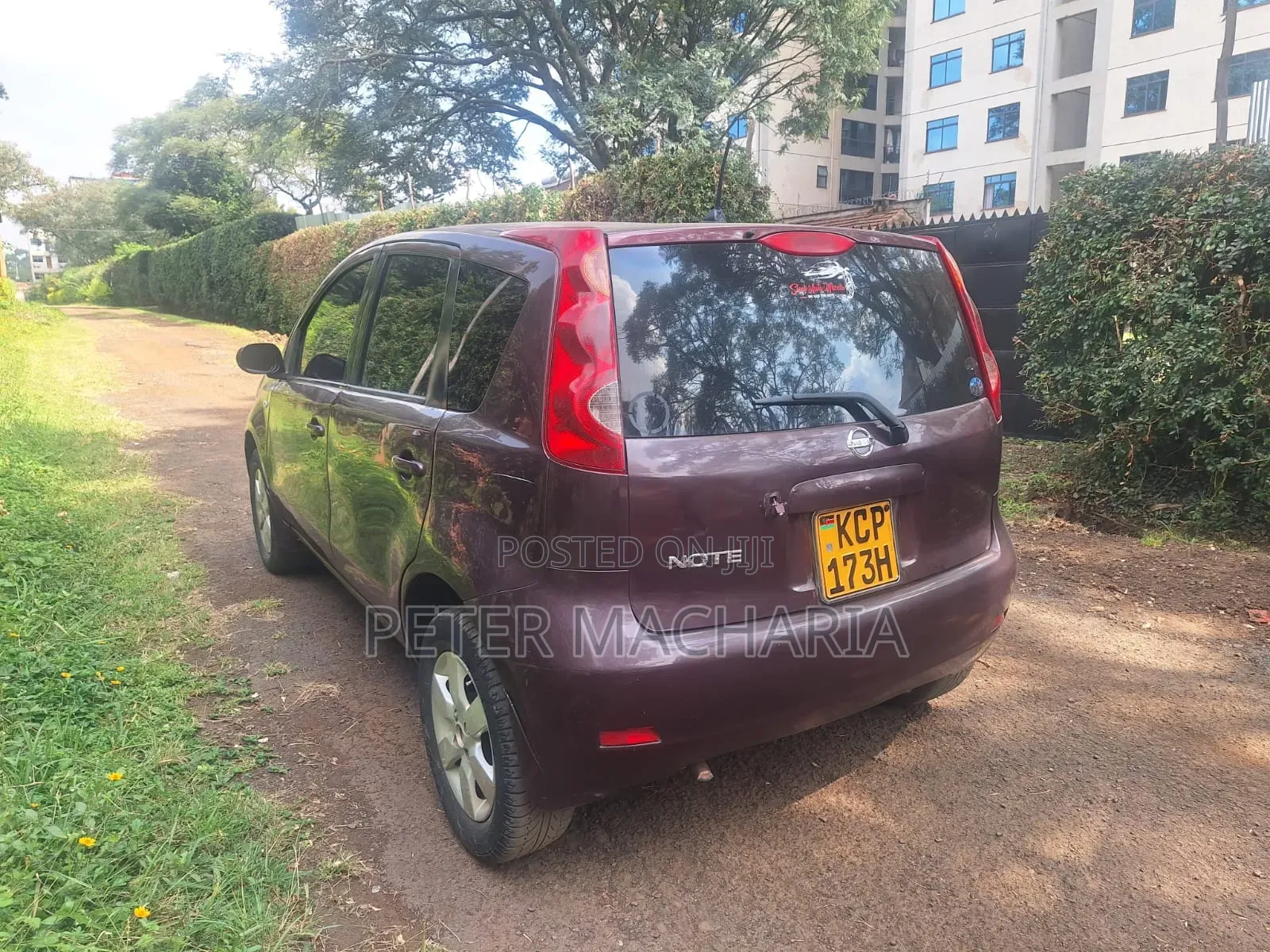 Nissan Note 2012 Brown