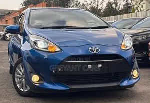 Toyota Aqua 2019 Blue