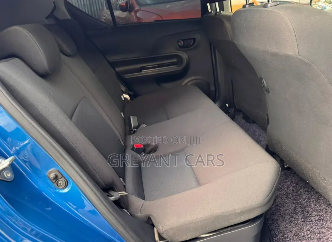 Toyota Aqua 2019 Blue