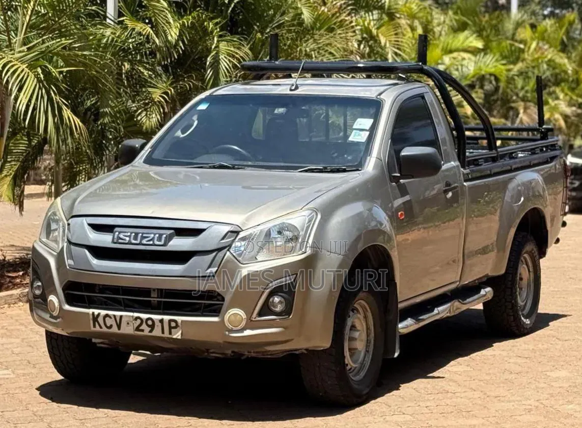 Isuzu D-MAX 2019 Gray