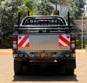 Isuzu D-MAX 2019 Gray