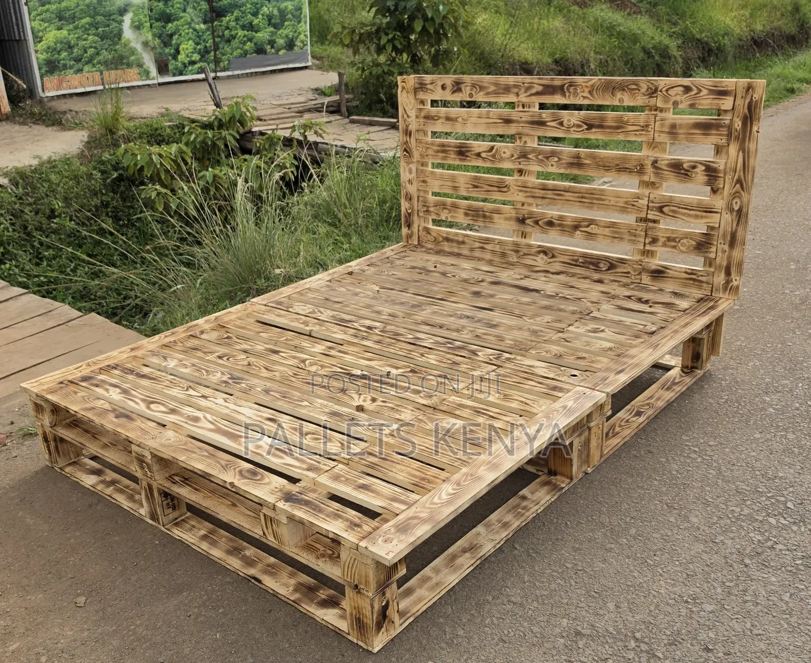 Classy 5×6 Pallet Bed. Wooden Bed Frame.