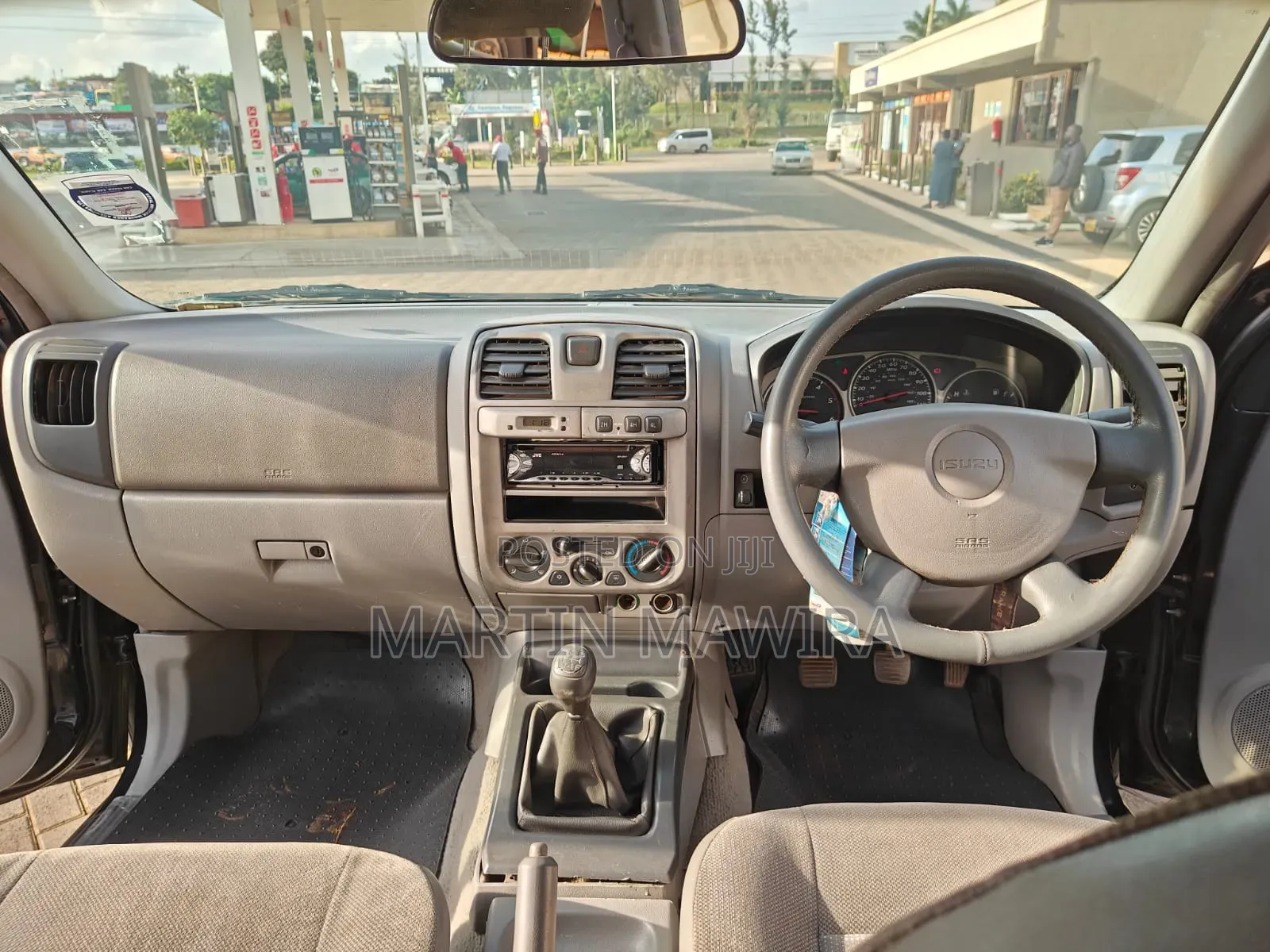 Isuzu D-MAX 2005 Black