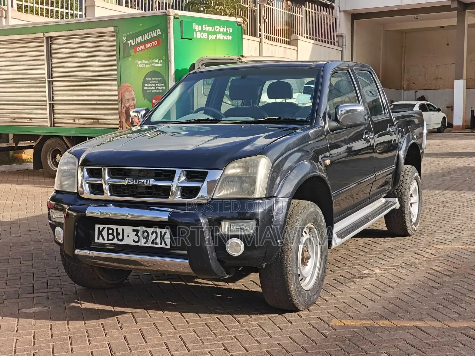 Isuzu D-MAX 2005 Black