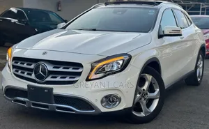 Mercedes-Benz GLA-Class 2019 White