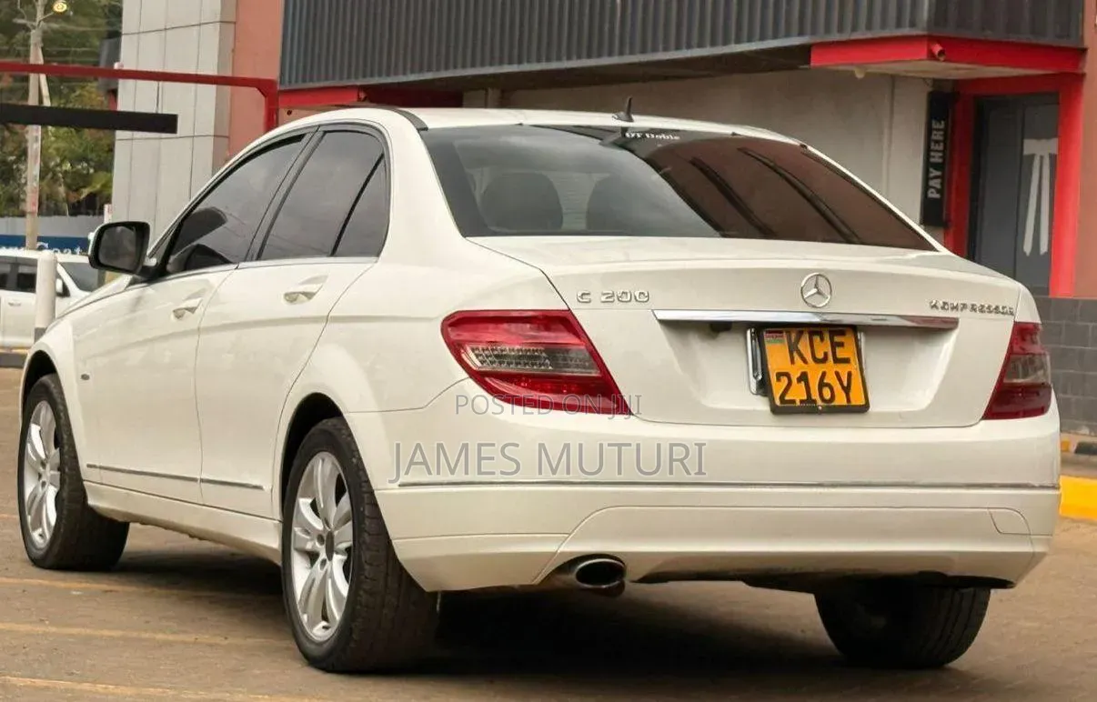 Mercedes-Benz C200 2008 Pearl