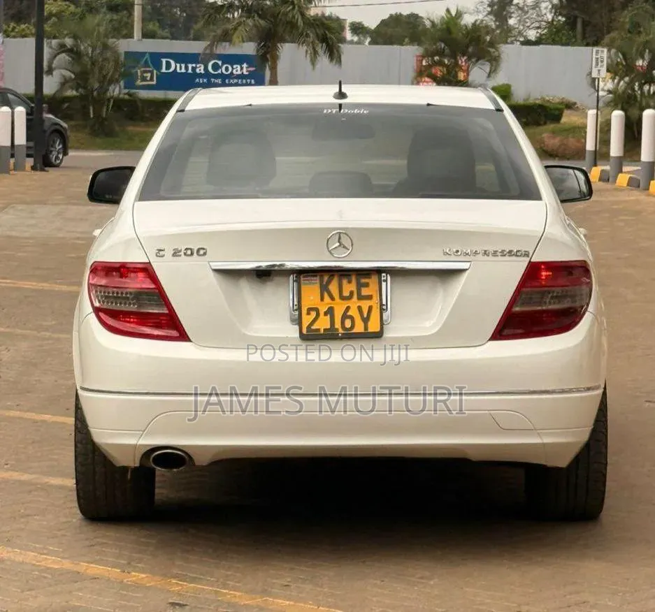Mercedes-Benz C200 2008 Pearl