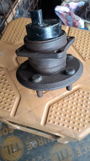 Rear Hub Premio 240/Wish 2wd