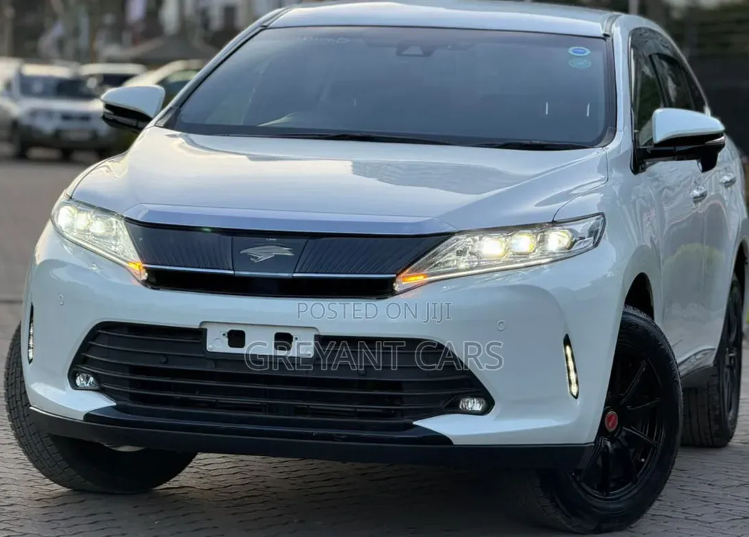Toyota Harrier 2019 White