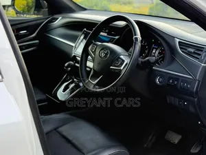Toyota Harrier 2019 White