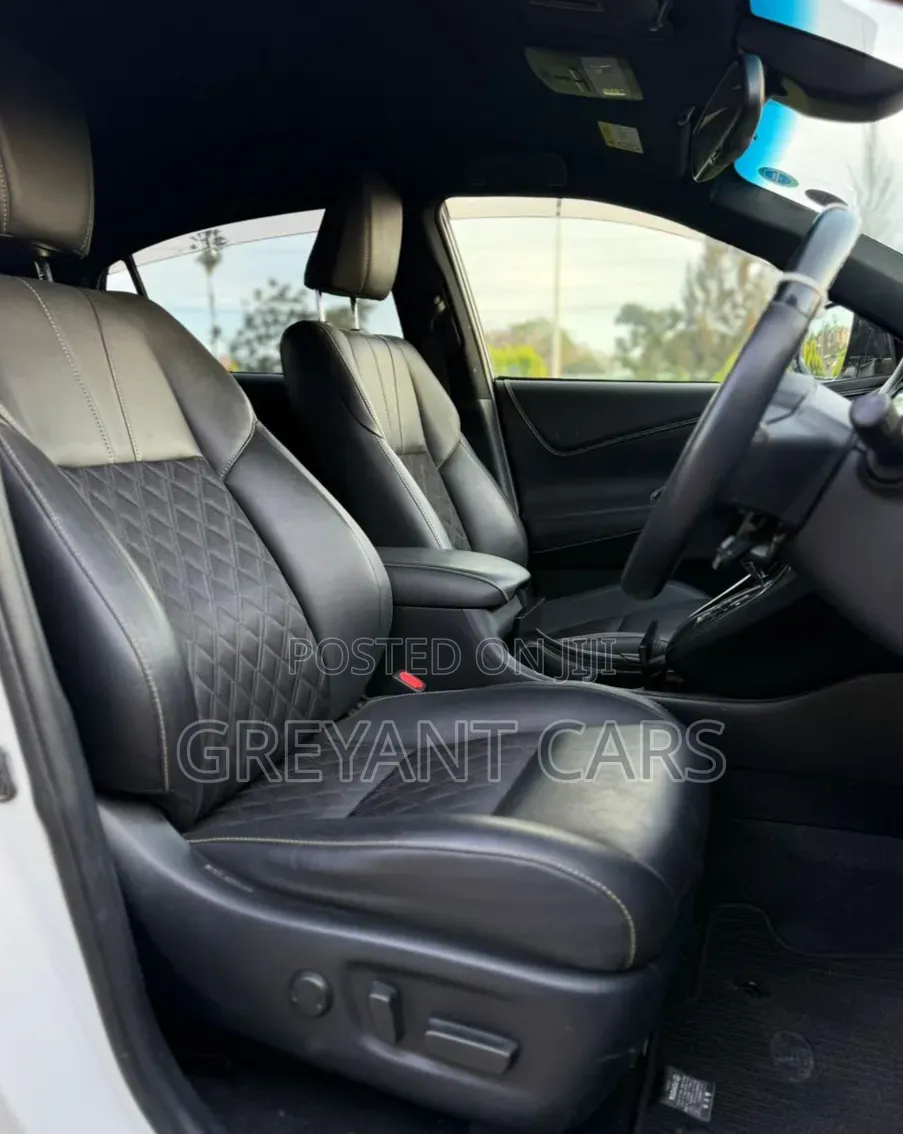 Toyota Harrier 2019 White