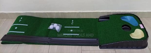 Brand New Green Putting Mat