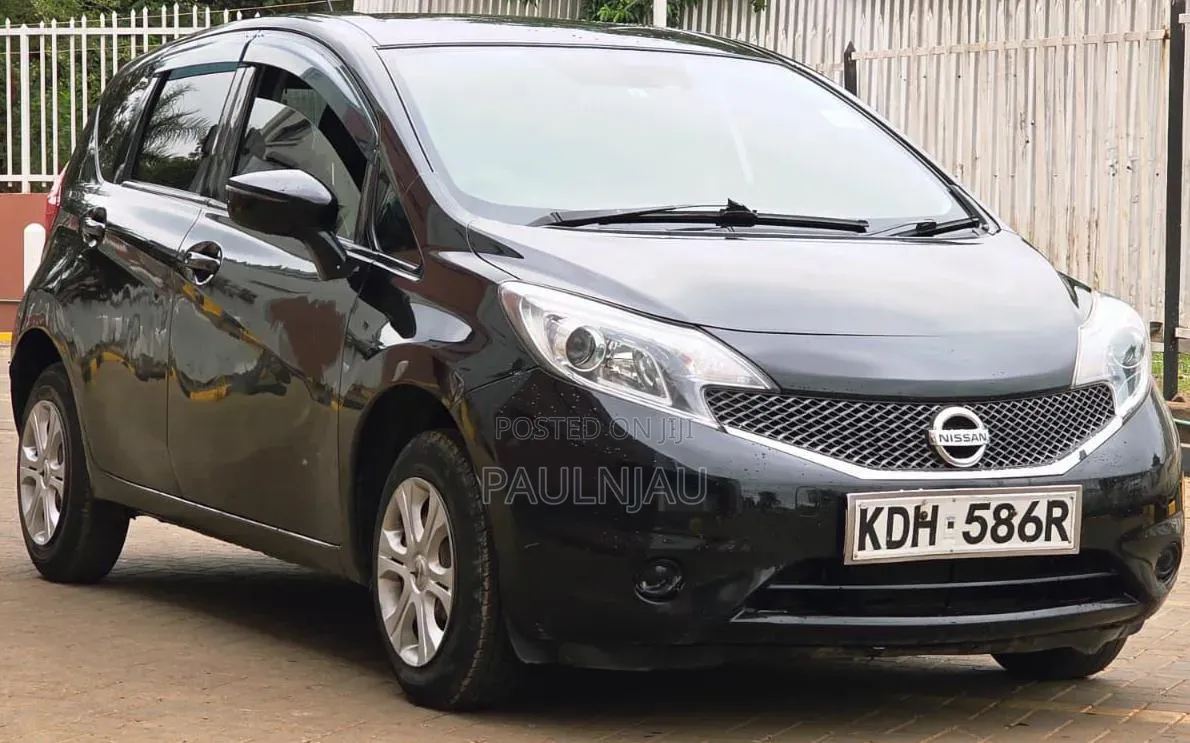 Nissan Note 2015 Black