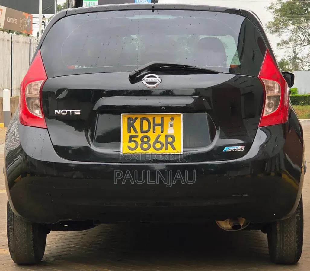 Nissan Note 2015 Black