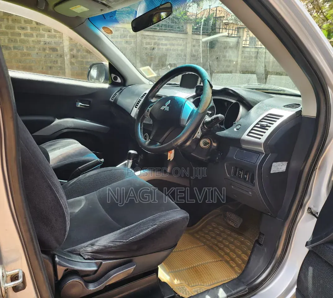 Mitsubishi Outlander 2006 Silver